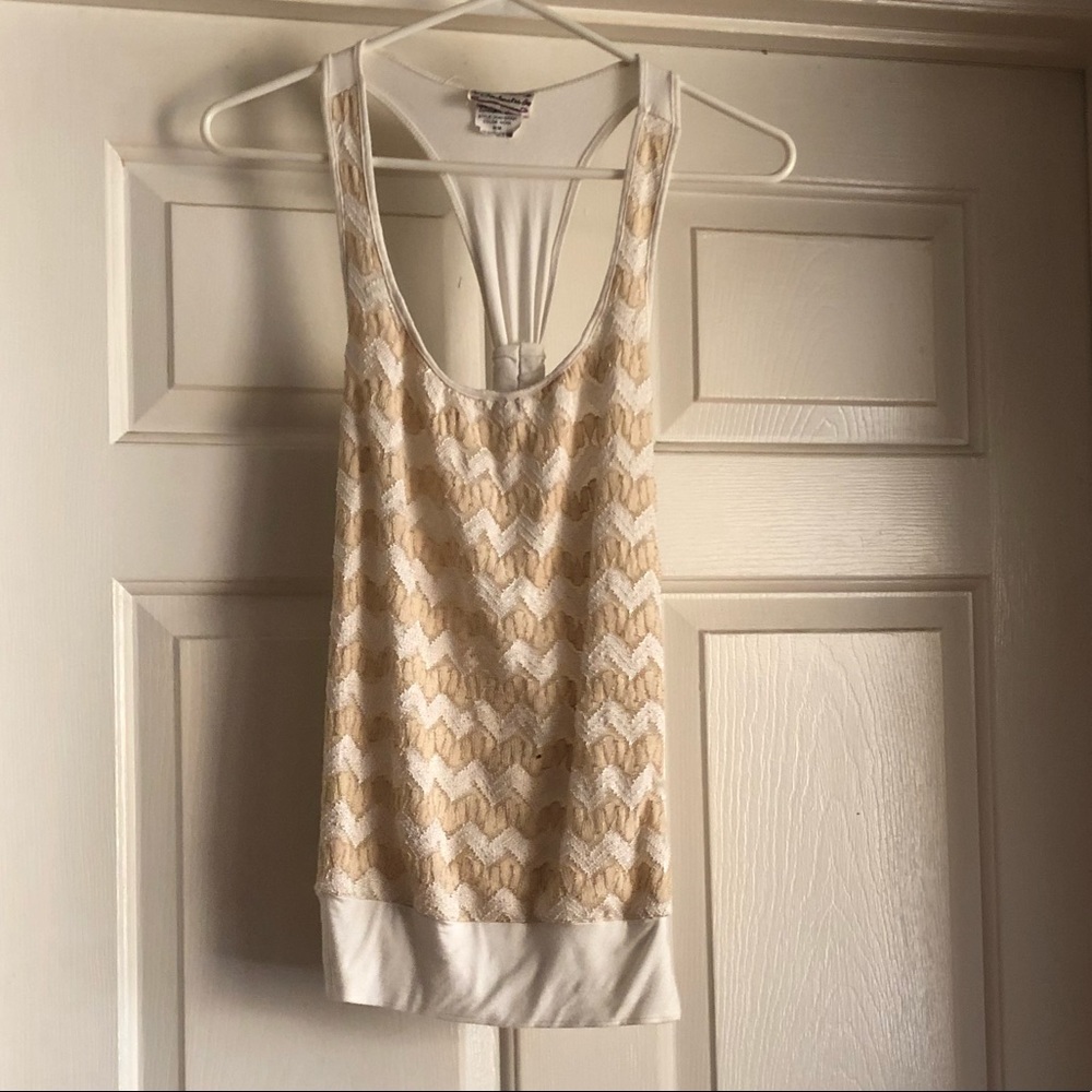 Woman’s tank